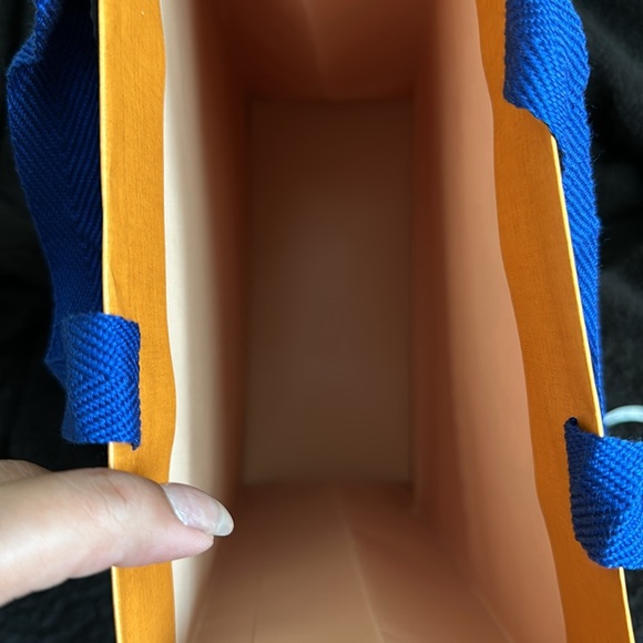 Gift bag - Picture 3 of 3